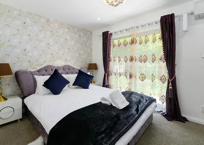 Luxury Lakeside Holiday home Rotorua